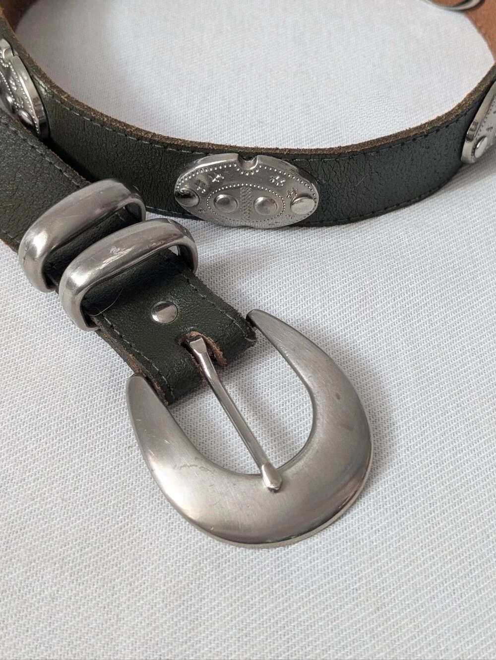 Axcess Dark Green Genuine Leather Belt Western-Style Silver Conchos